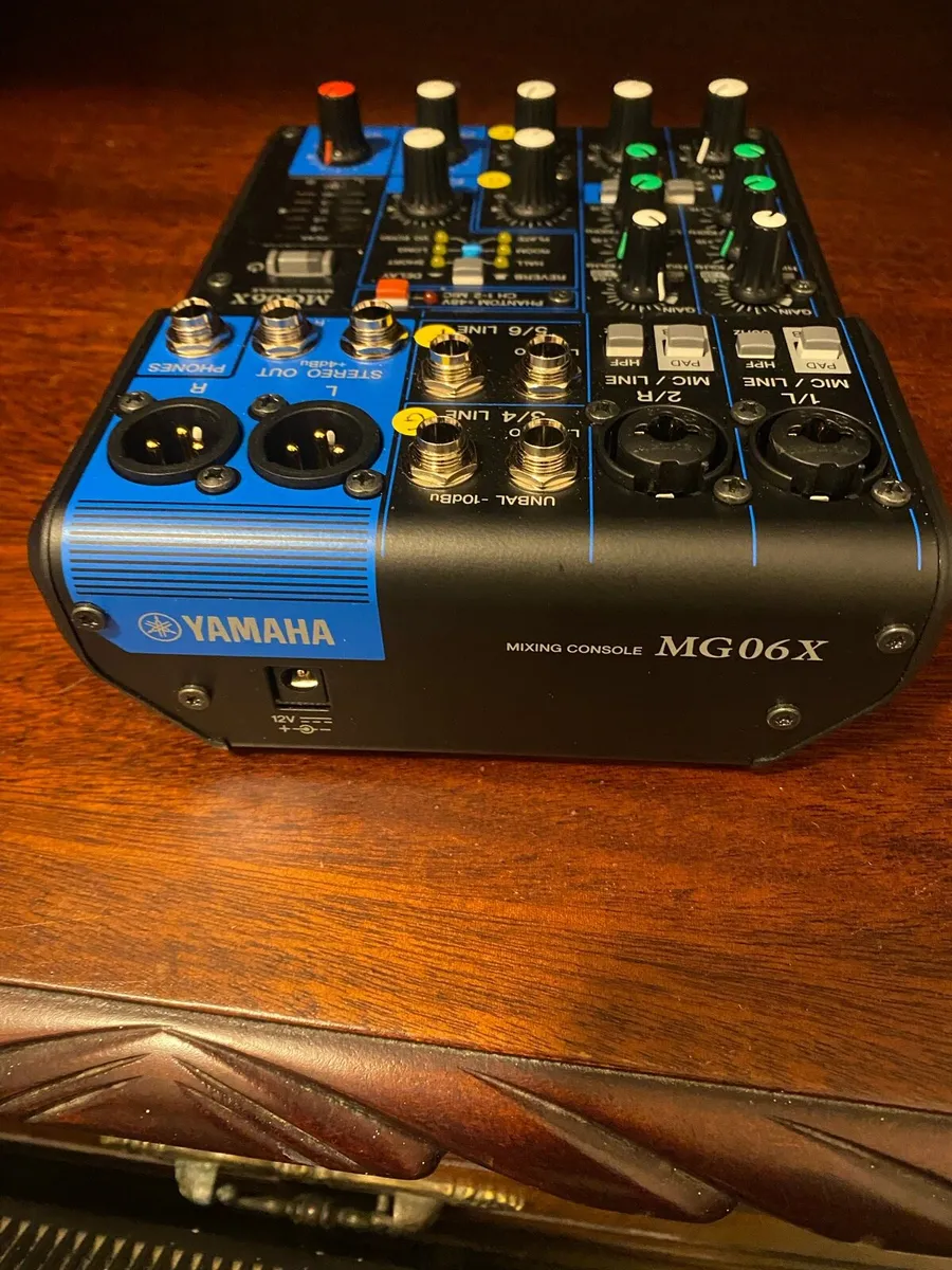 Mixer desk - Image 4