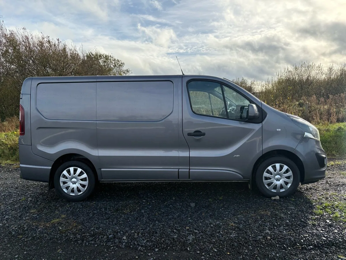 Vauxhall vivaro sportive 2015 - Image 2