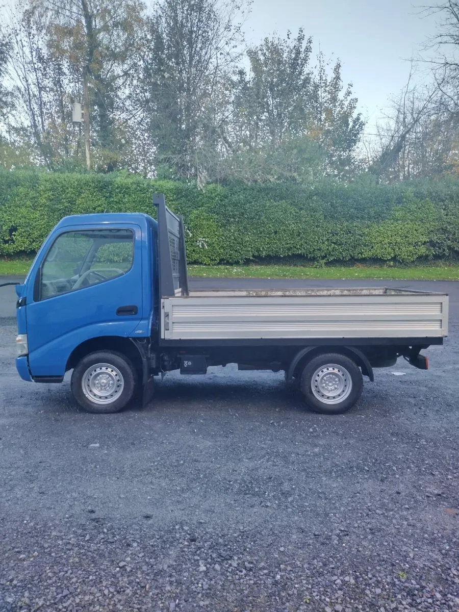 Toyota dyna - Image 2