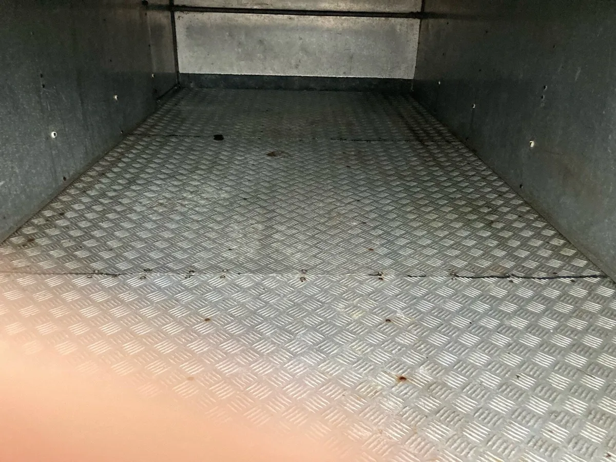 Cattle Trailer - Image 4