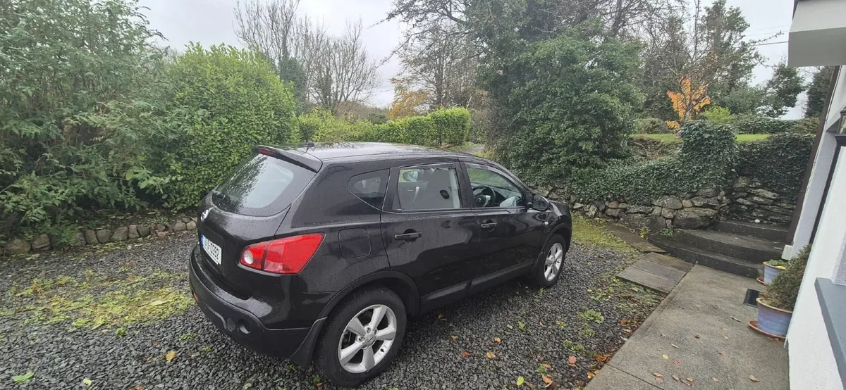 Nissan Qashqai 2010 - Image 2