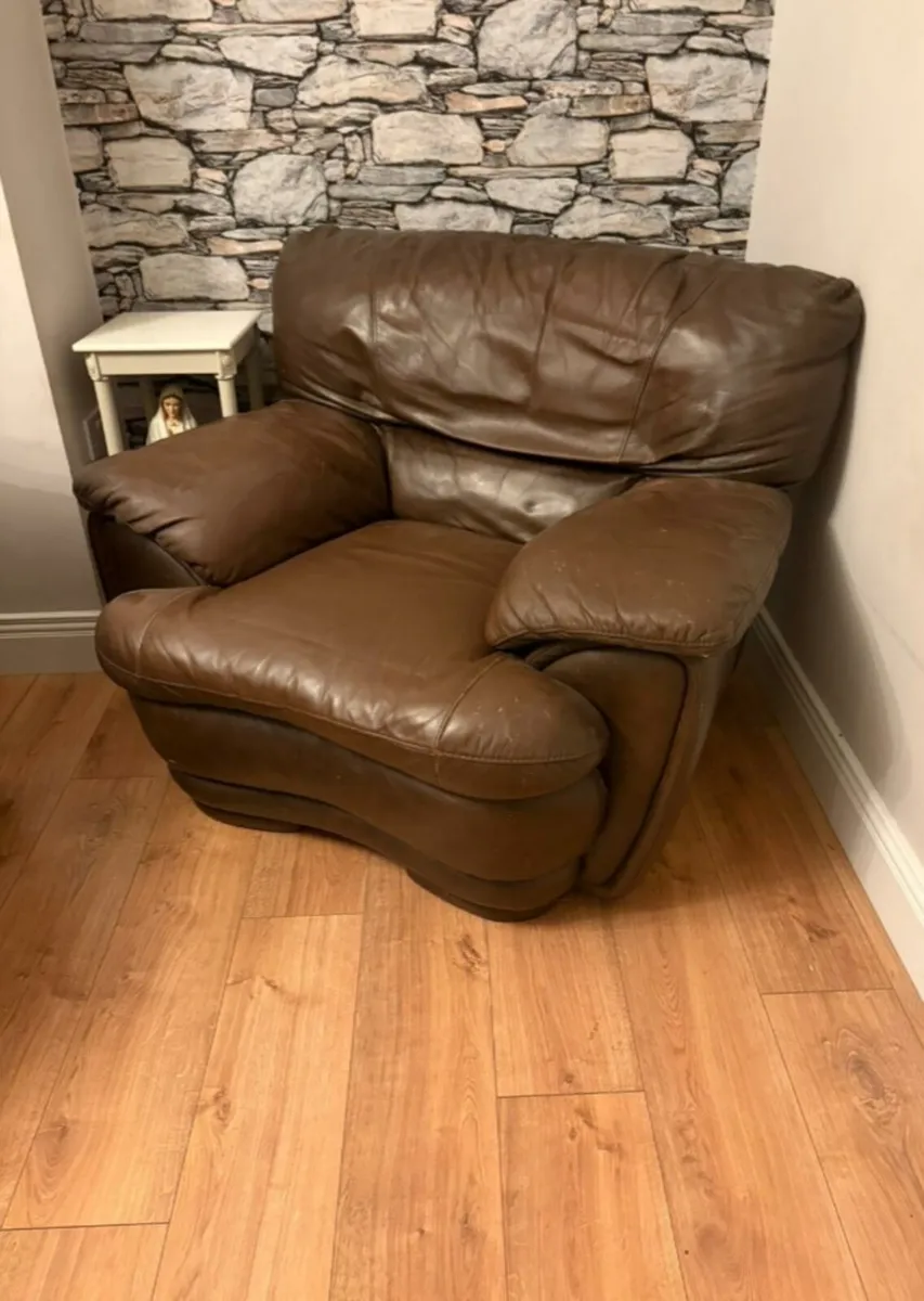 2 + 1 + 1 living room suite - Image 4