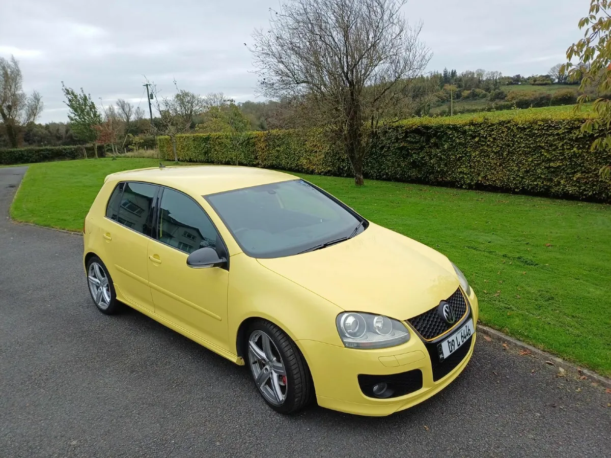 Volkswagen Golf 2009 - Image 2