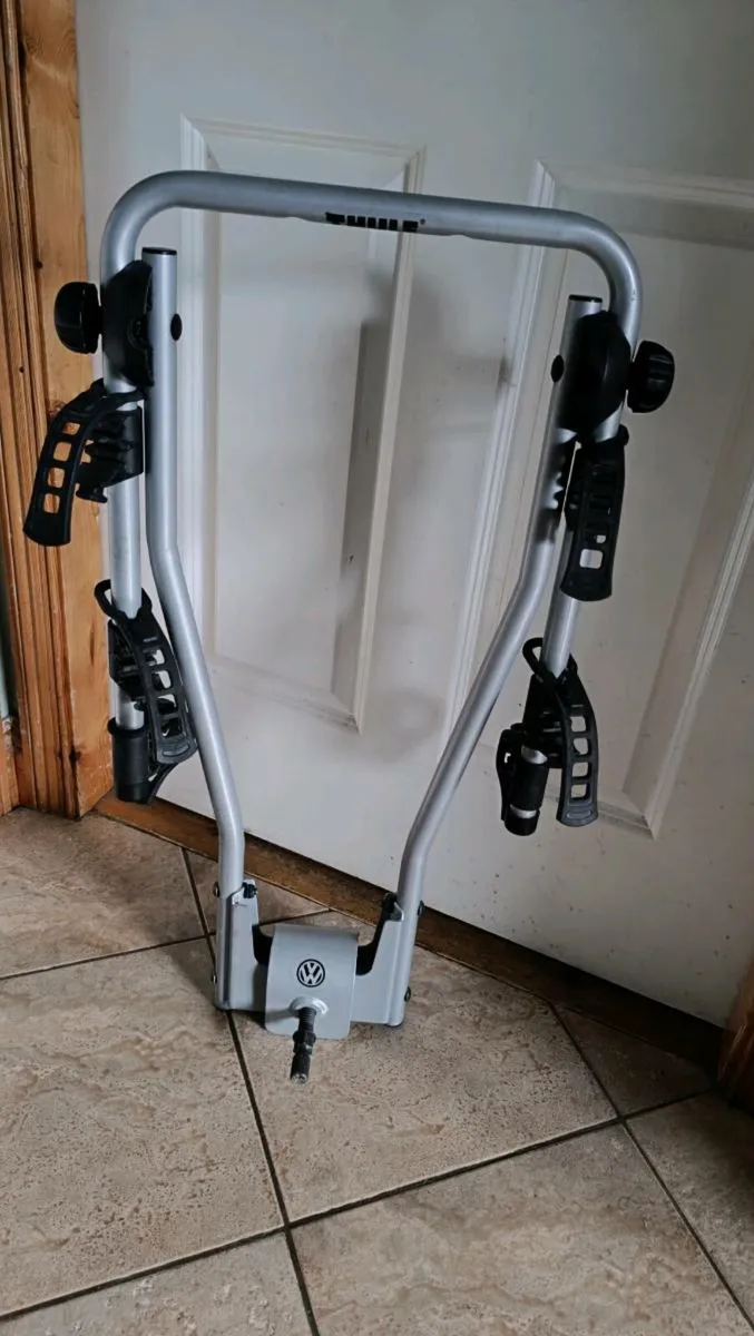 Thule 3 Bike Carrier - Image 1