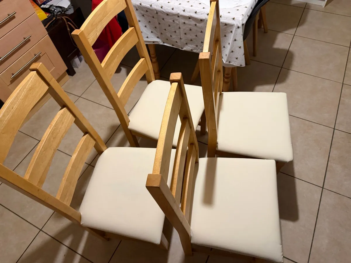 4 dining chairs - Image 3