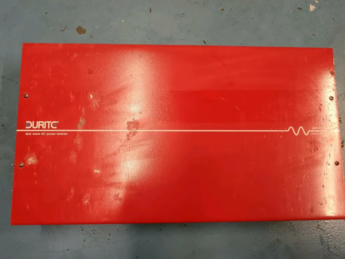 Durite Pure Sine Wave Inverter - Image 3