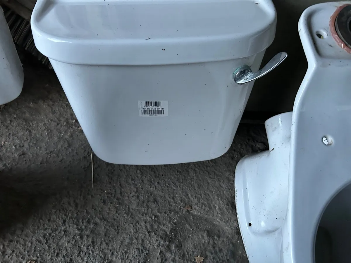 Bathroom fittings - Image 4