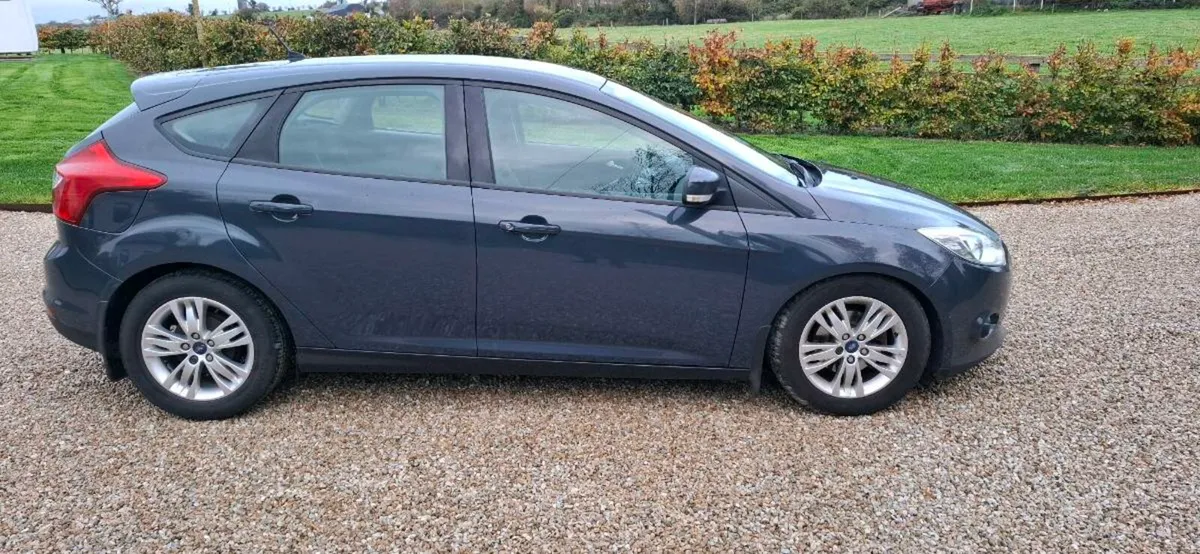 Ford focus 5dr new nct test - Image 4