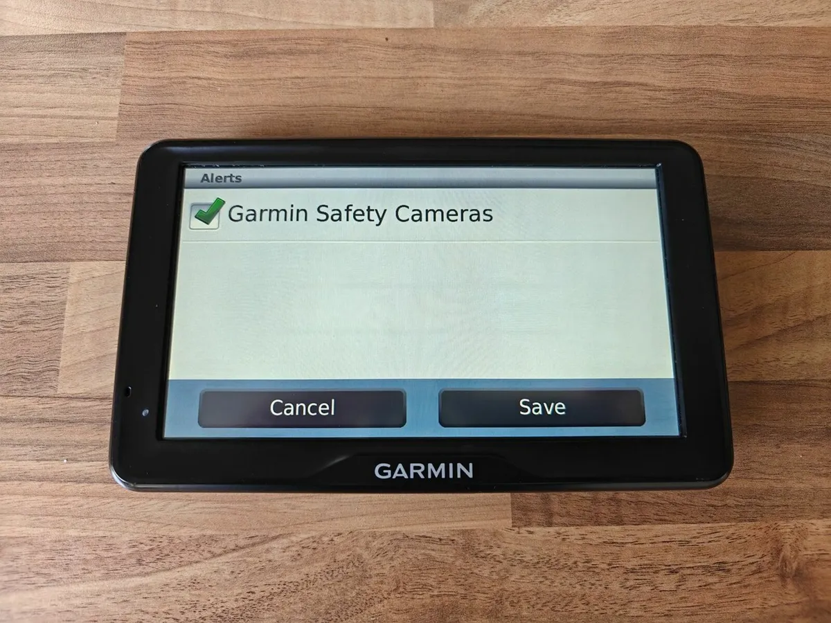 Garmin dezl 760 HGV / Camper sat nav - Image 3