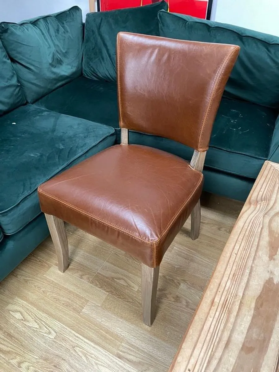 8 Dining Chairs - Image 1