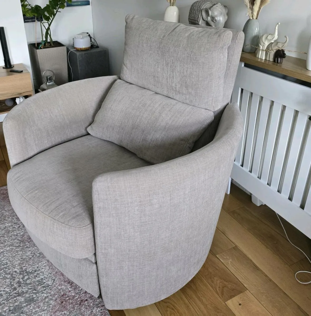 Armchair for sale - Image 1