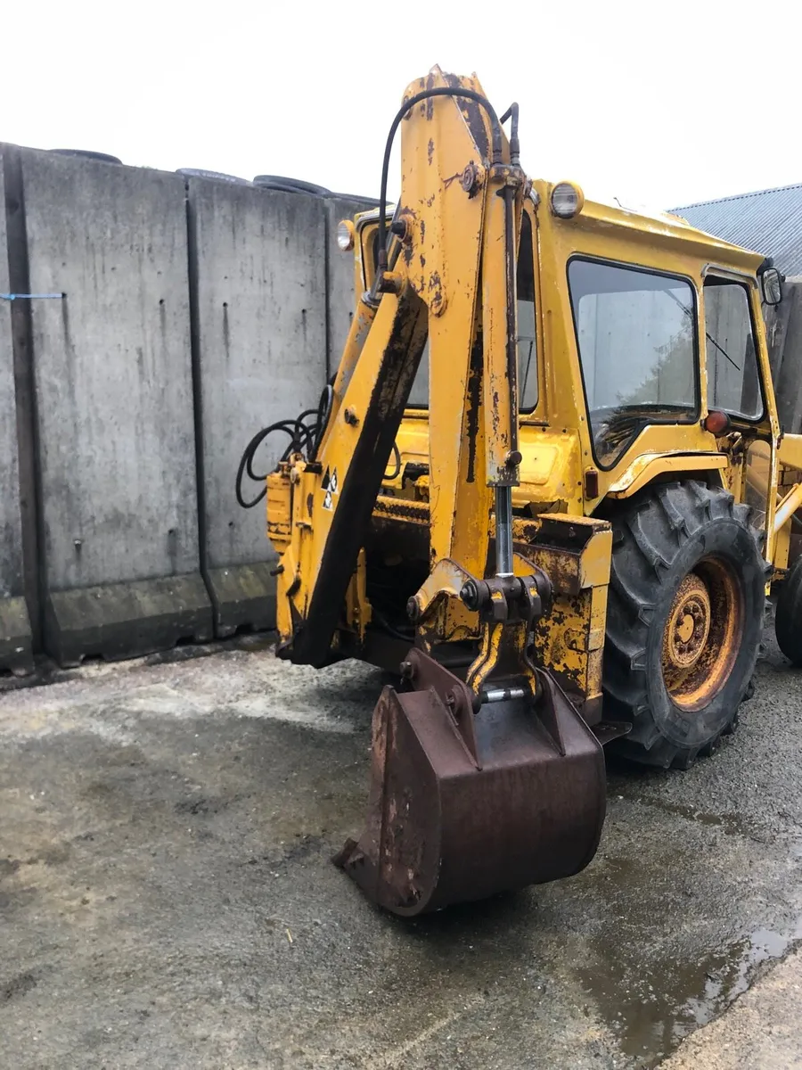 Massey 50 digger - Image 4