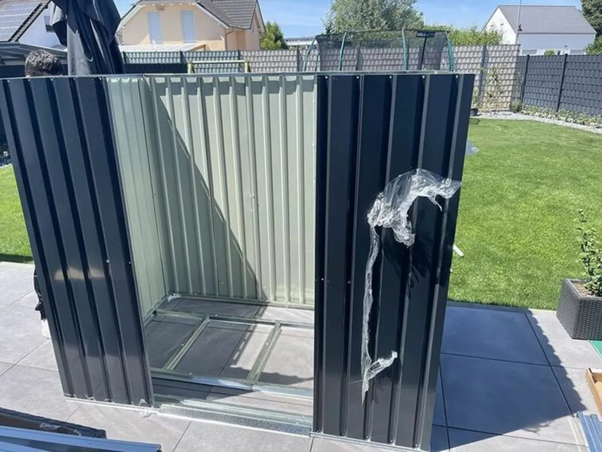 Metal Shed - Image 2