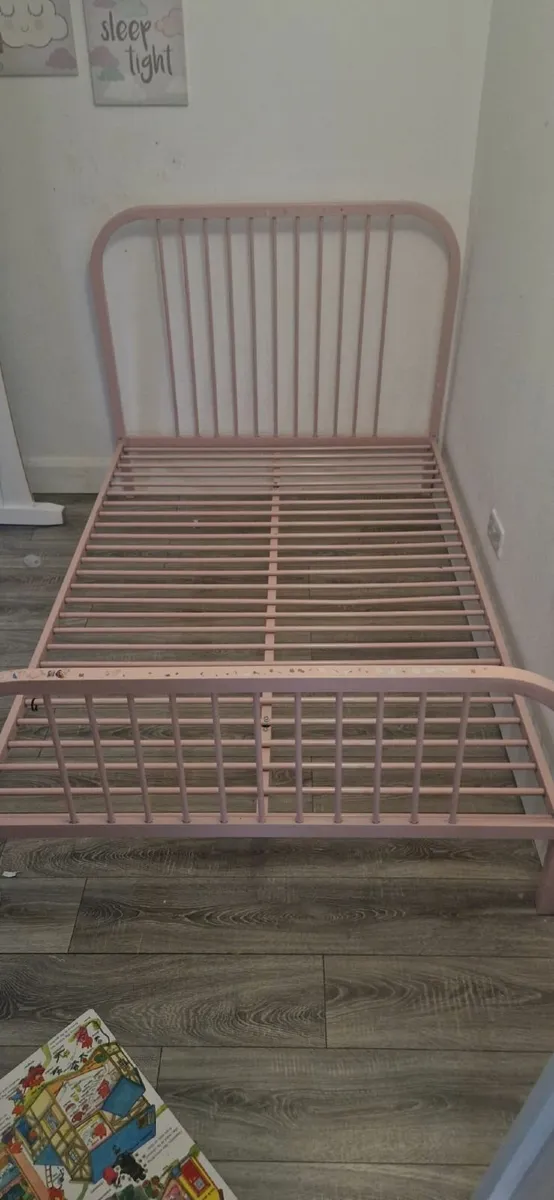 Pink Bed - Image 2