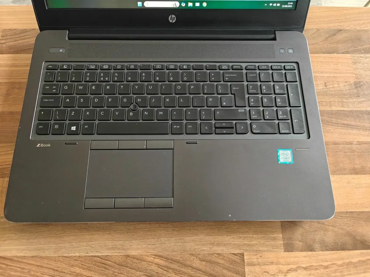 HP ZBook 15 G4 | i7 | 16GB | 512GB | 15.6" FHD | N - Image 4