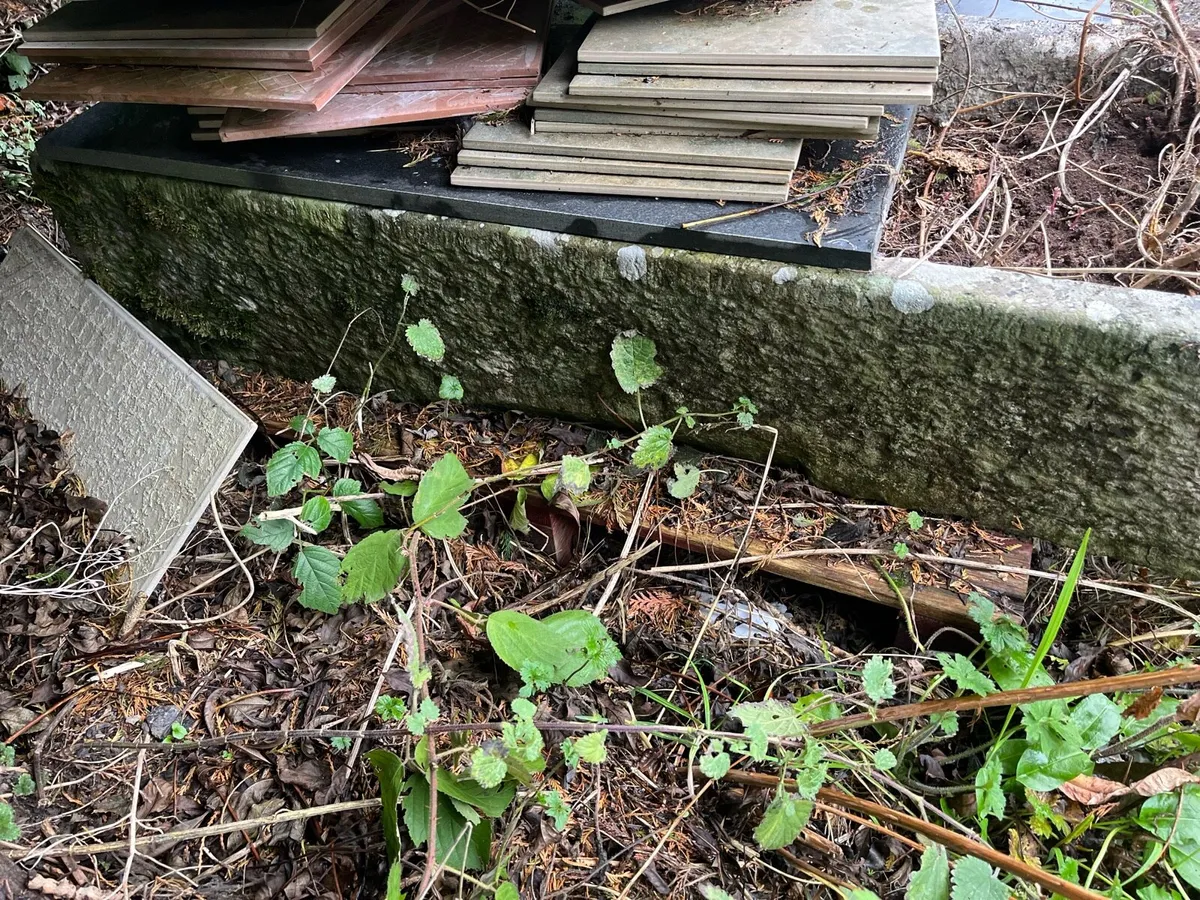 Granite antique trough - Image 3