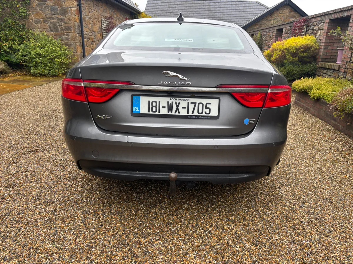 Jaguar 2018 Jaguar XF 2.0 ltr prestige auto low mi - Image 4