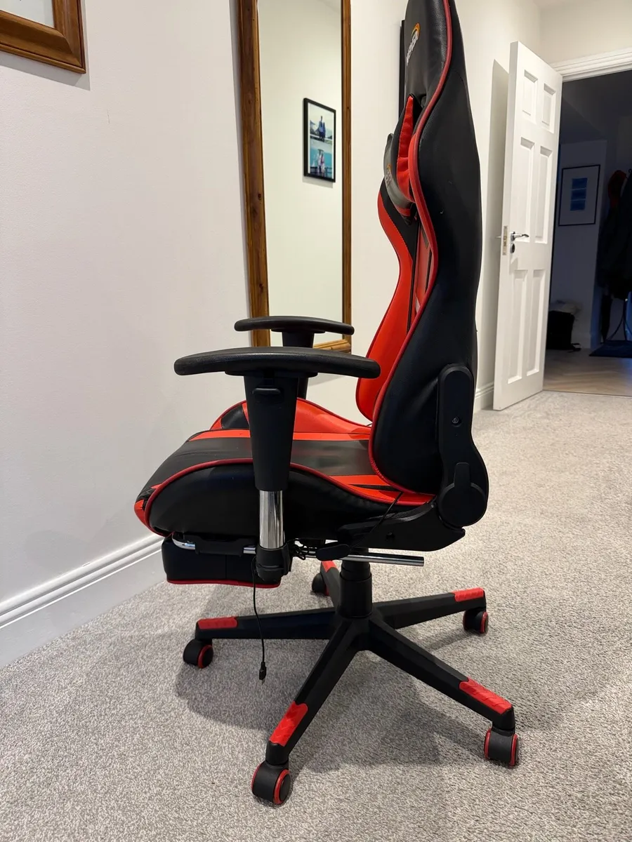 Gaming Chair - Image 2