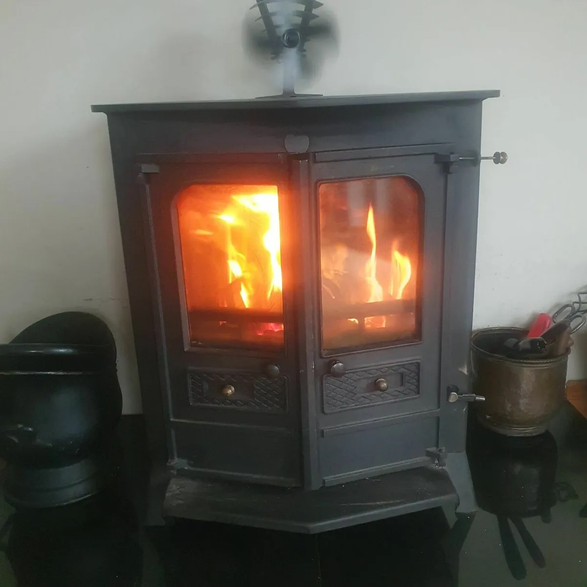 Stove - Image 1