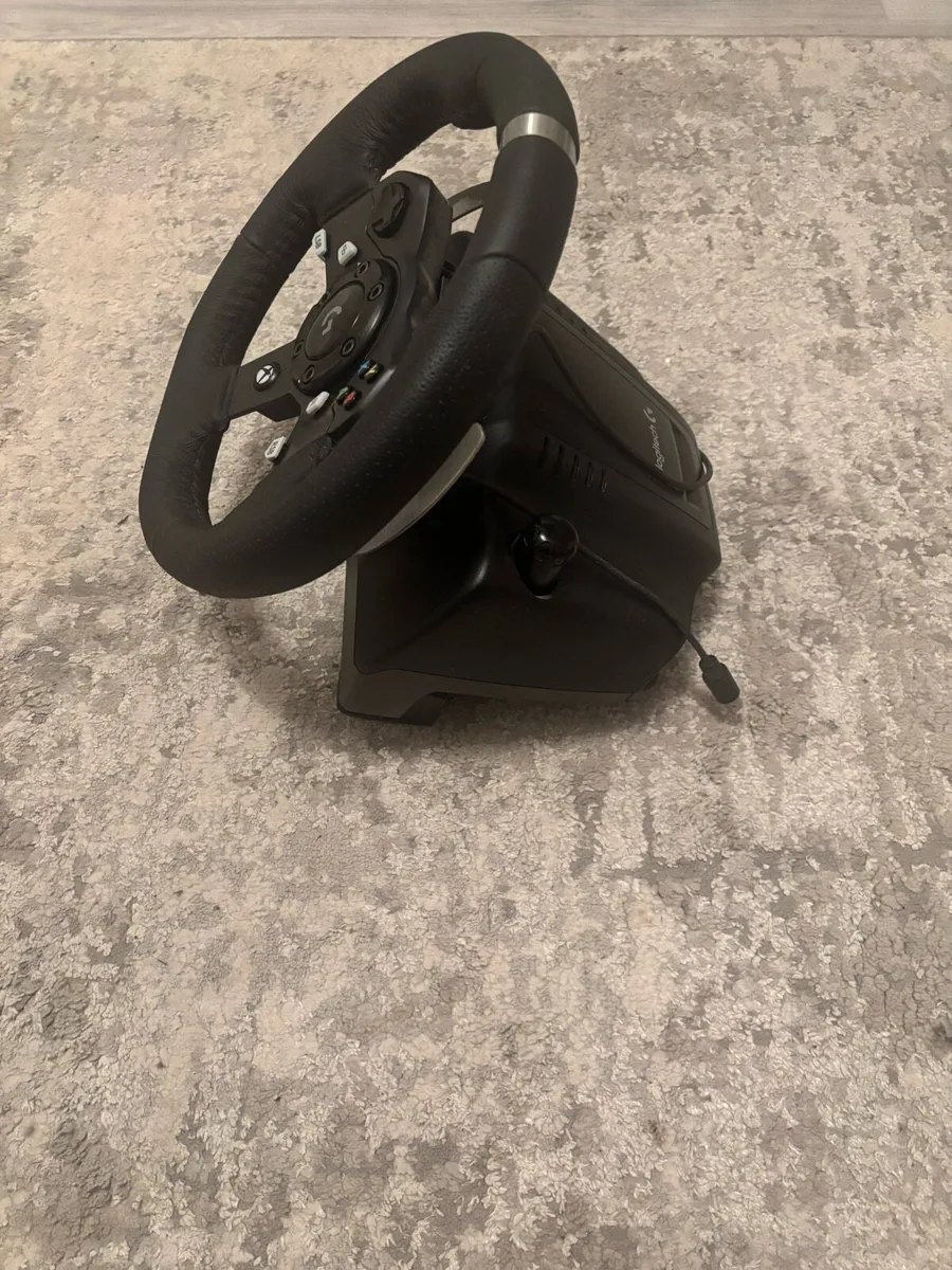 Logitech Xbox Wheel, Pedals and Shifter bundle - Image 2