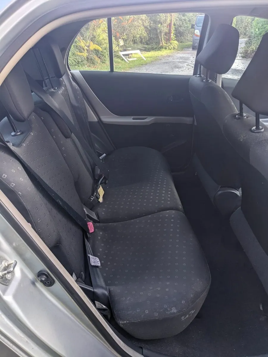 Toyota Yaris - Image 2