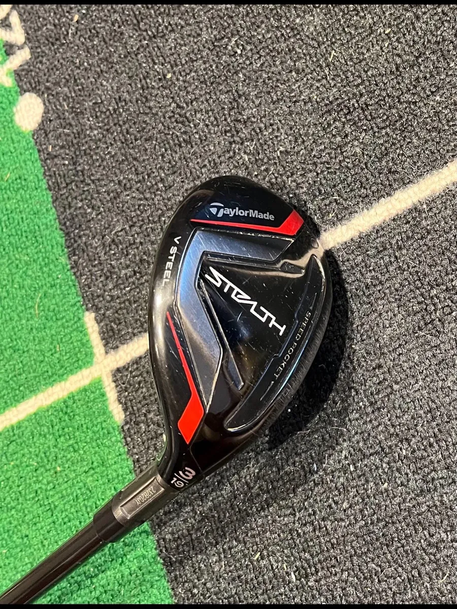 TaylorMade Stealth 3 Hybrid - Stiff - Image 2