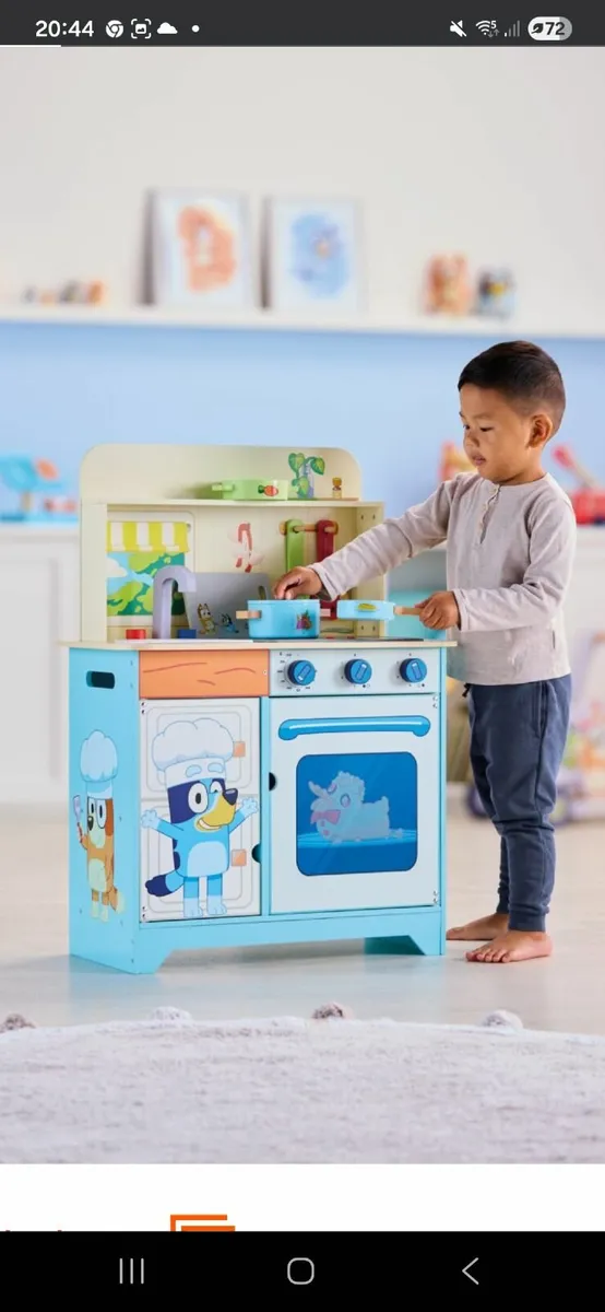 Bluey Wooden Kids Kitchen - Image 1
