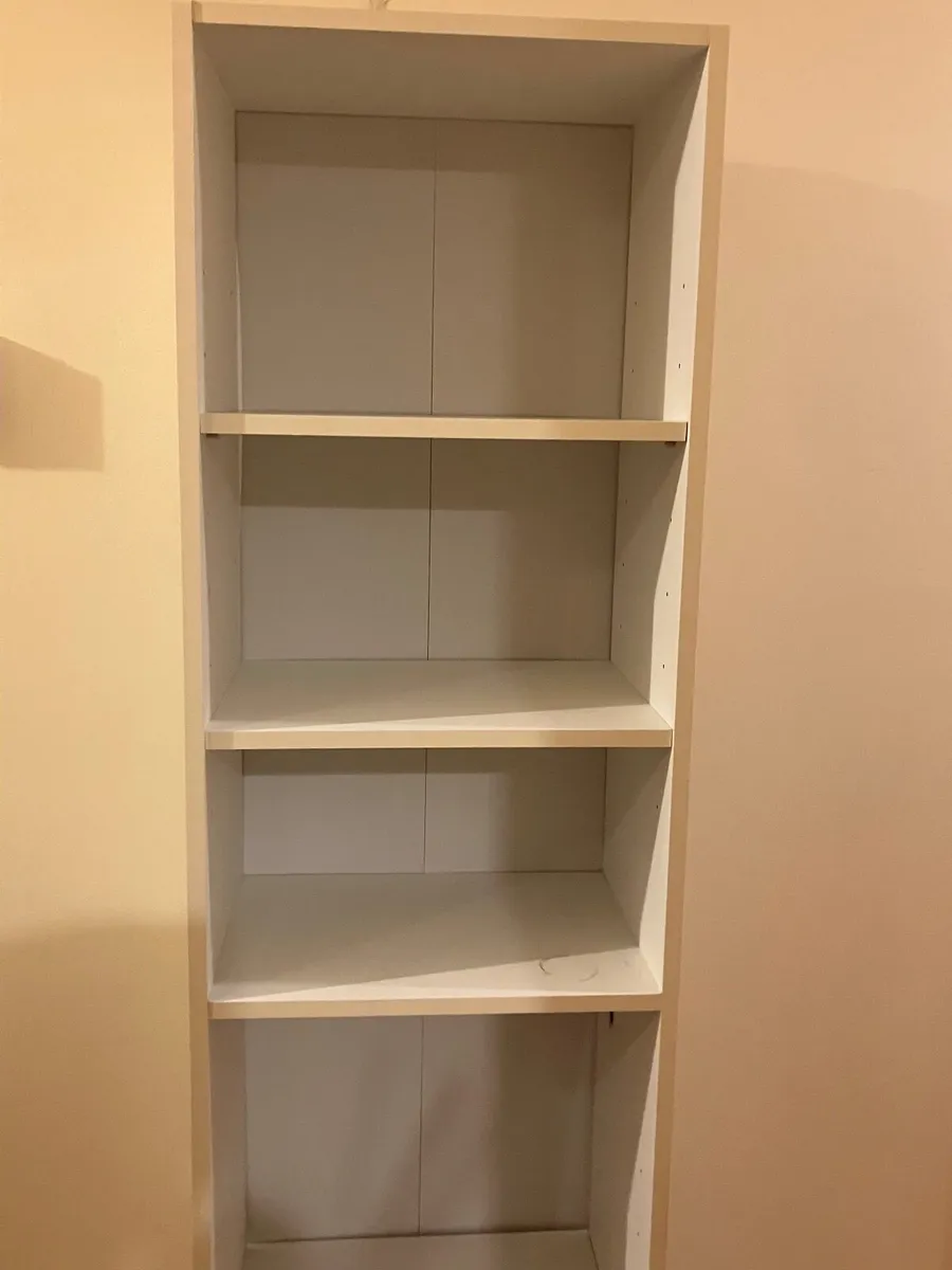 Vanity table computer desk ,size 4 Heelys, - Image 4