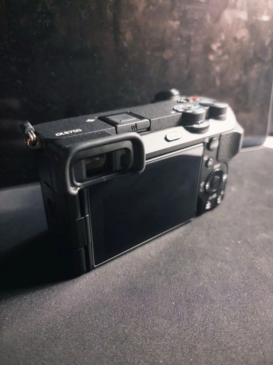 Sony a6700 + Sigma 18-55mm - Image 3