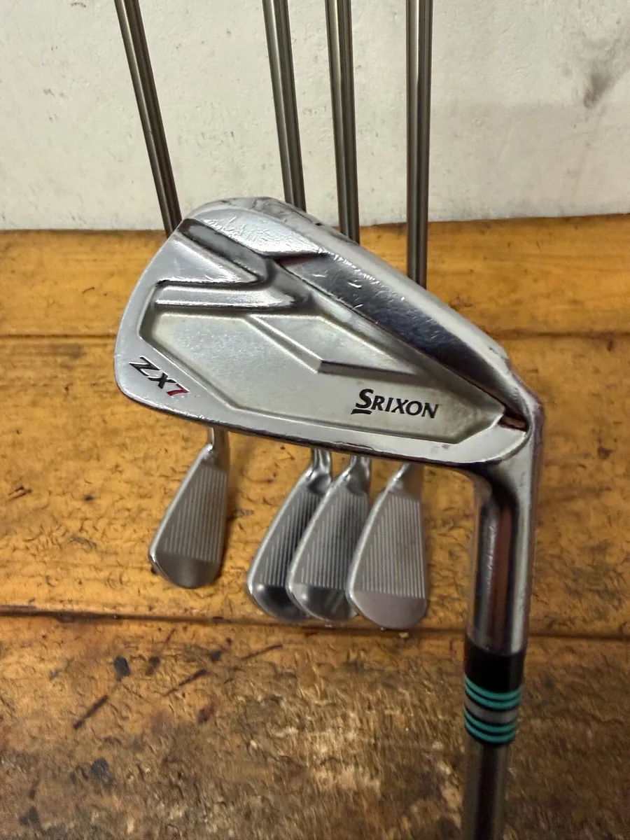 Srixon Golf ZX7 Irons 6-PW RH S Flex - Image 1