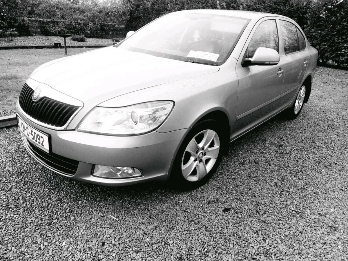 2013 skoda Octavia 1.6 nct 8/26 tax 12/25 - Image 1
