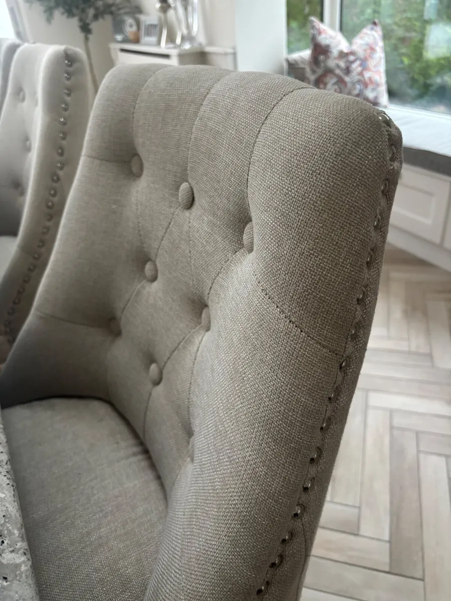 4 Kitchen Bar Stools - Image 2