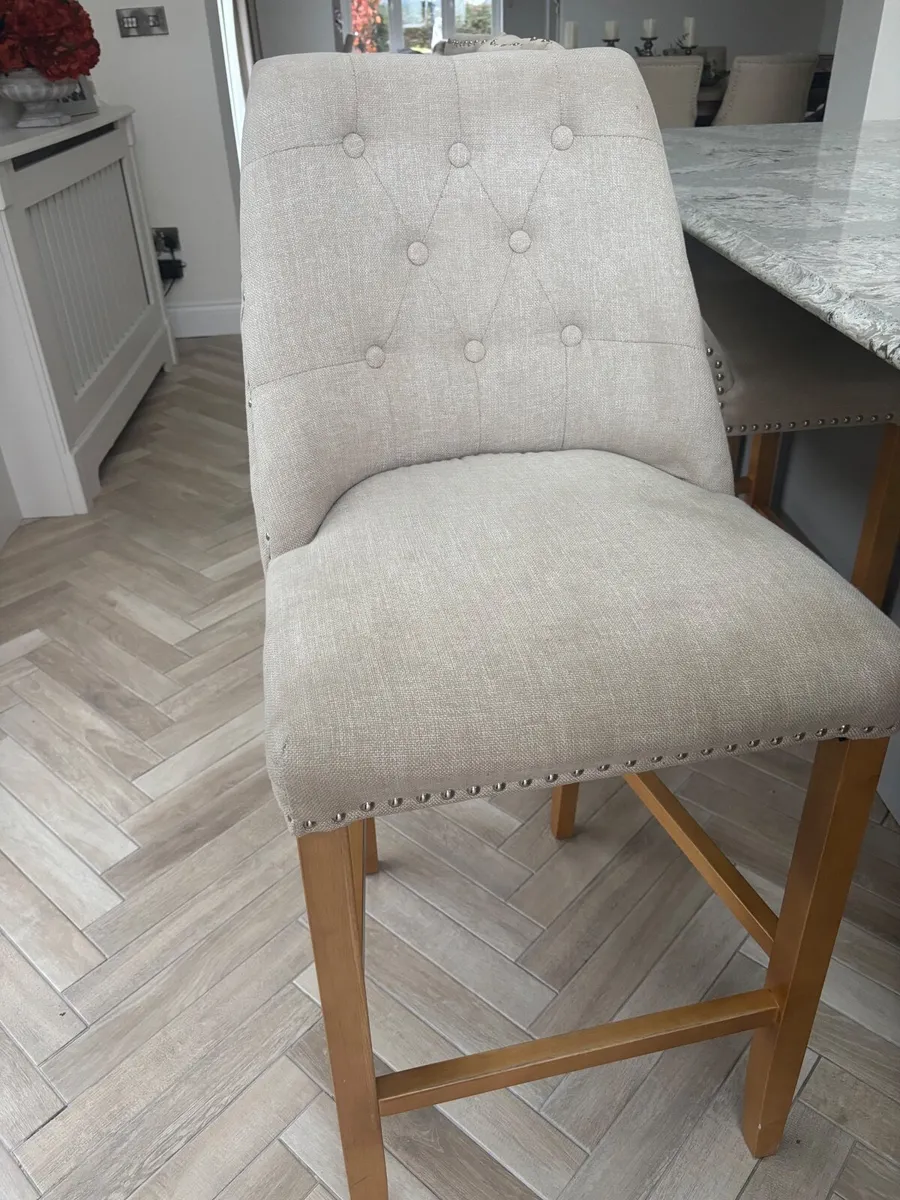 4 Kitchen Bar Stools - Image 4