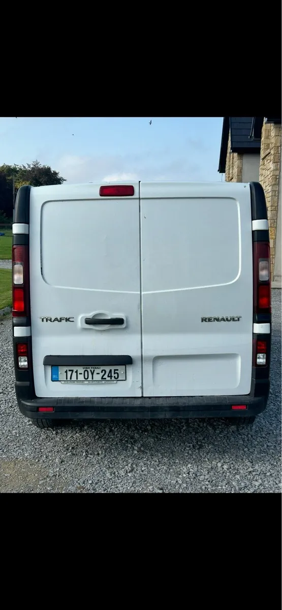 Renault traffic van - Image 2