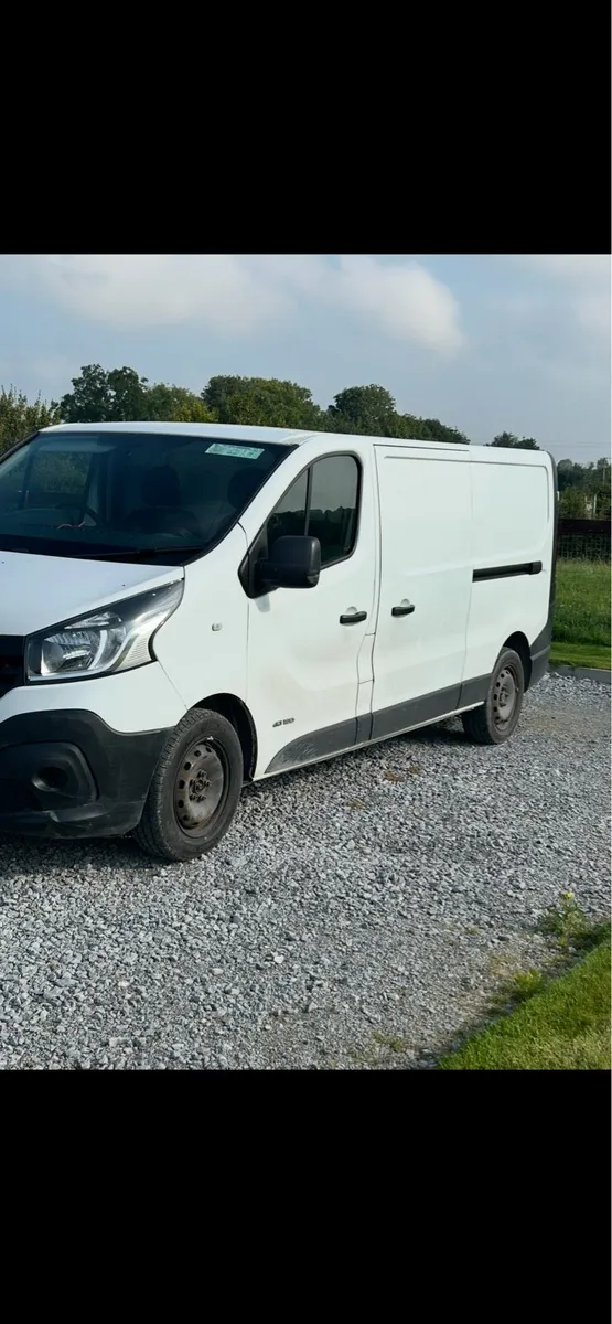 Renault traffic van - Image 3