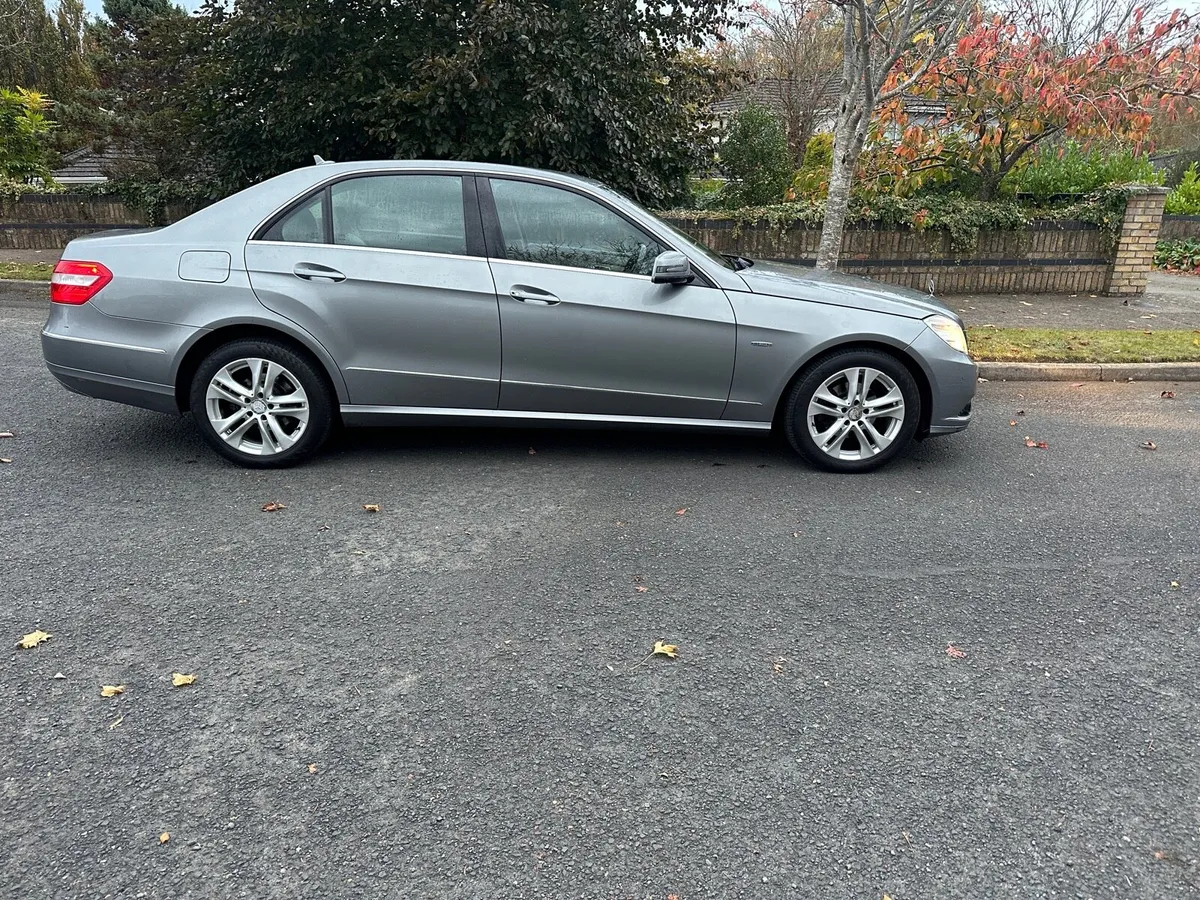 11 Mercedes E220 CDI New Nct ✅ - Image 4