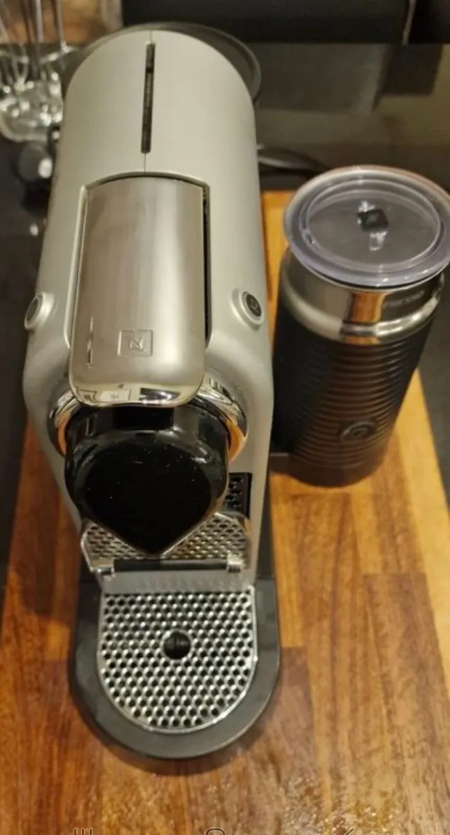Krups XN760B40 Nespresso Citiz & Milk Frother - Image 3