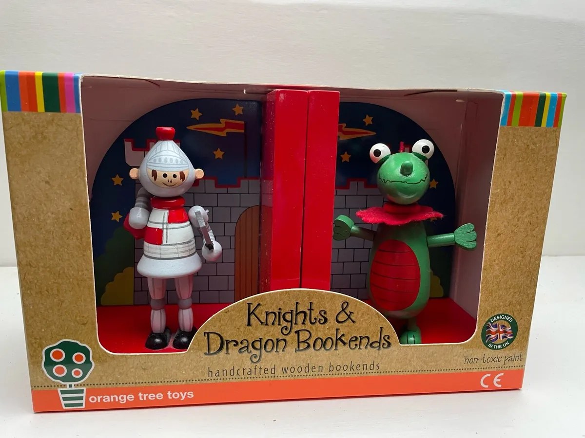 Orange Tree Toys Wooden Knight & Dragon Bookends - Image 1