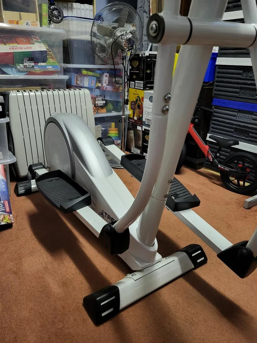 TREO Fitness Cross Trainer E903 XT - Image 3