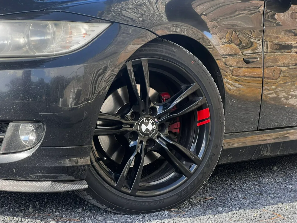 2011 320D NCT TIL 4/26 - Image 4