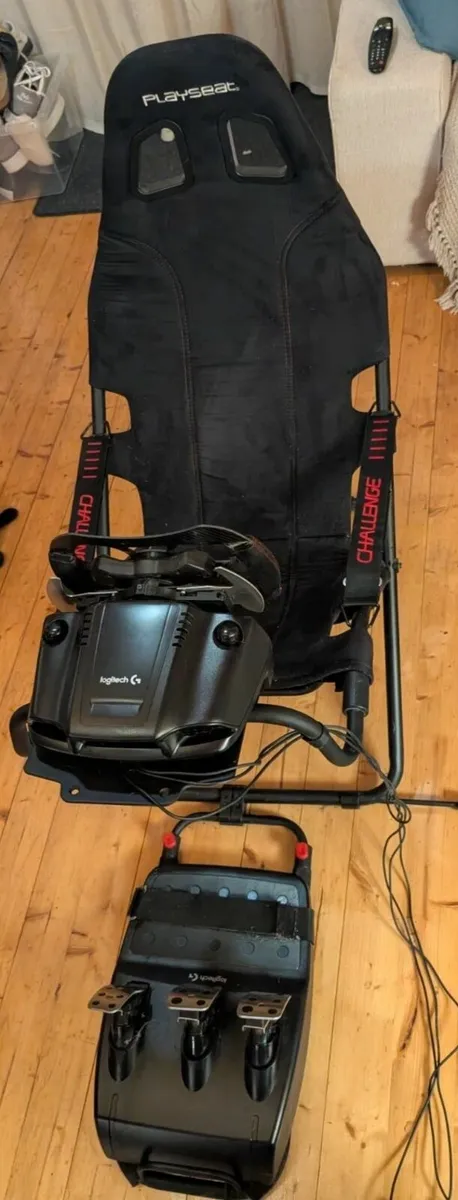 Sim Racing Rig - Logitech G920 with Playseat - Image 3