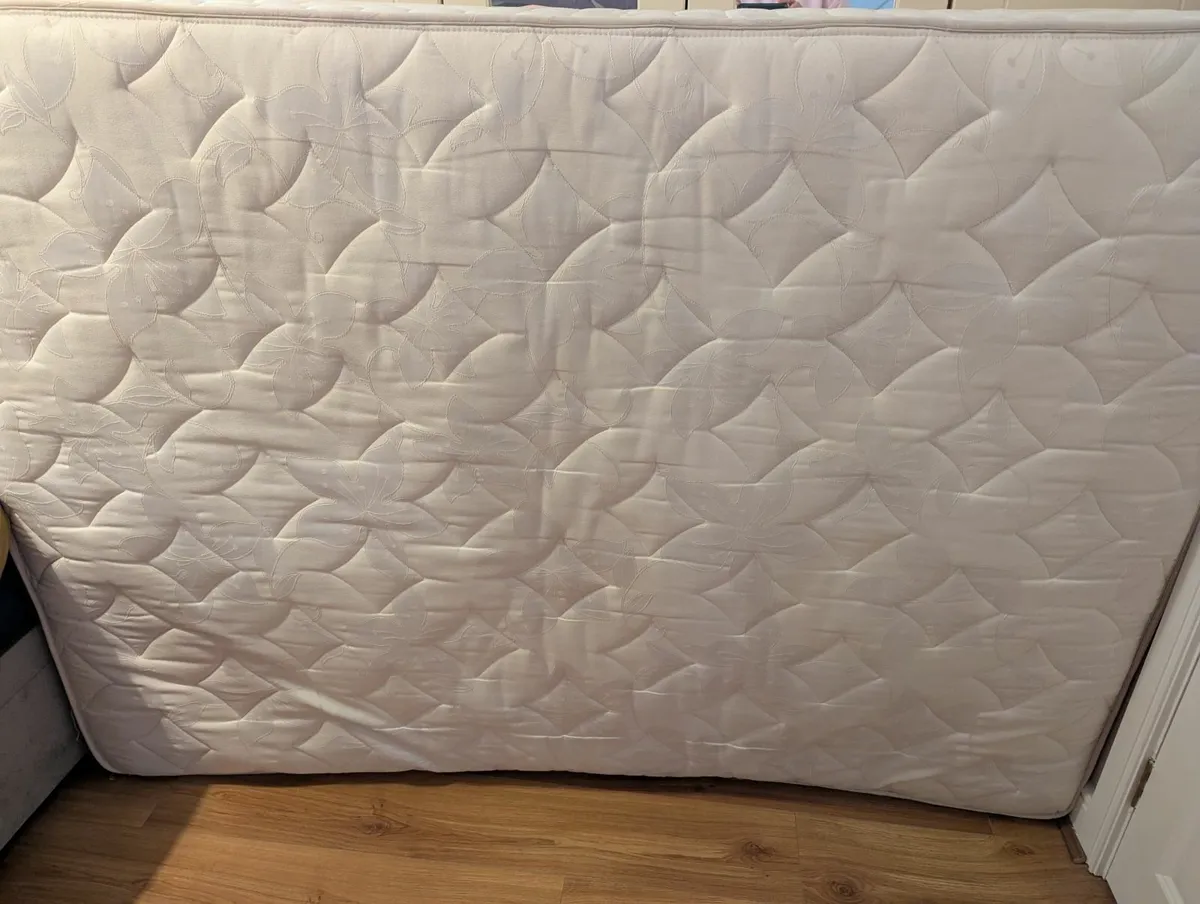 Mattress - Image 2