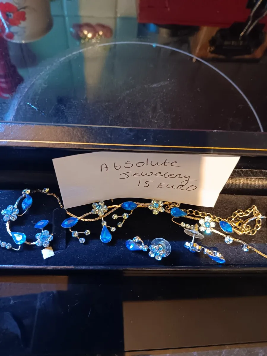 Customer jewellery - Image 4