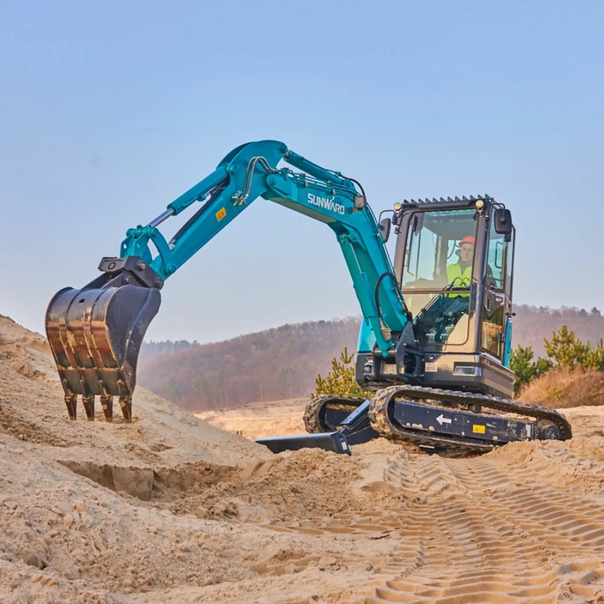 Machinery for hire - Image 4