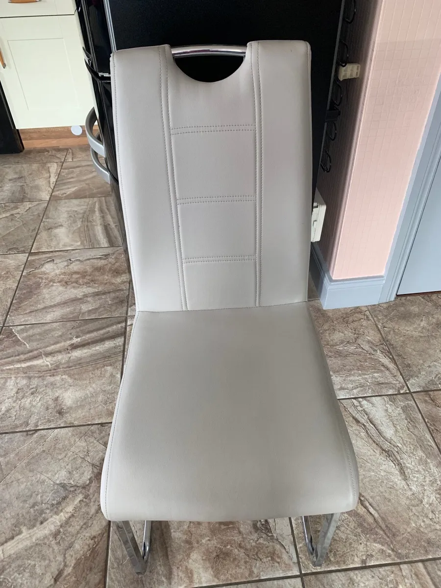 Kitchen/Dining Chairs - Image 1