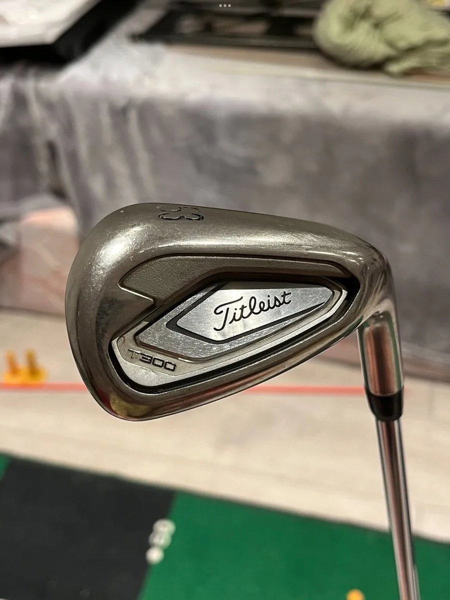 Titleist T300 53 Degree Wedge - Image 2