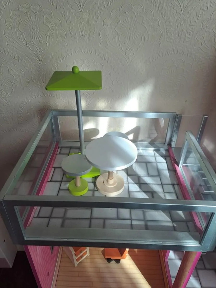 Barbie Doll House - Image 3