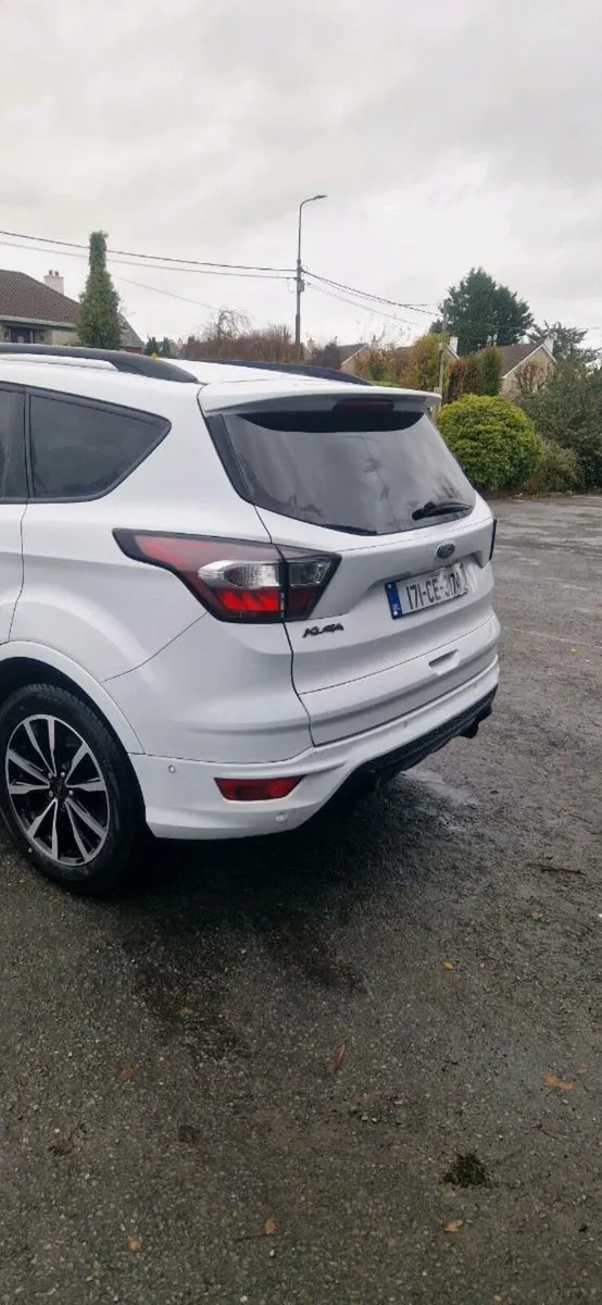2017 Ford Kuga ST Line - Image 4
