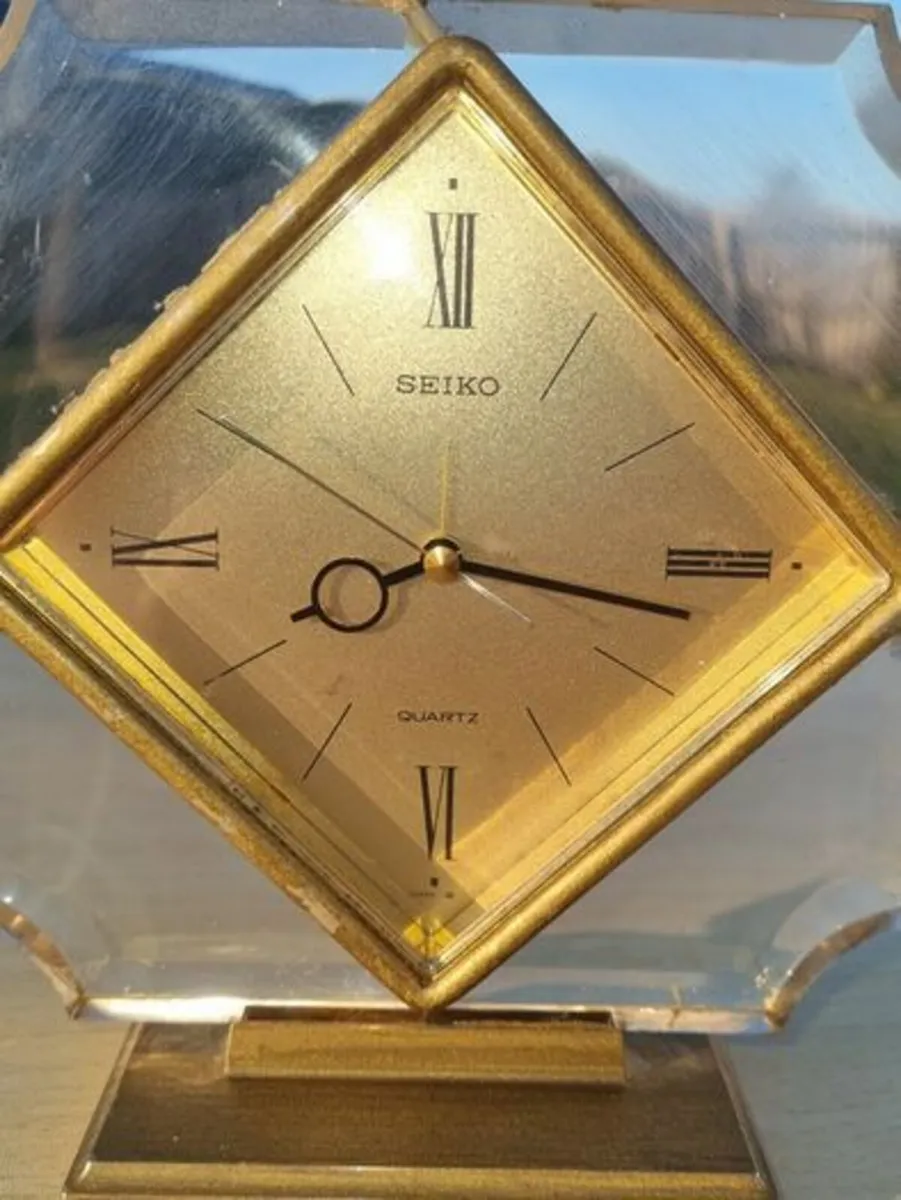 Seiko Quartz Alarm Shelf Desk Clock - Image 4
