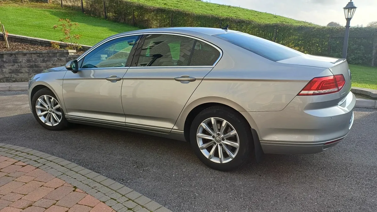 Volkswagen Passat 2015 SE Business Bluemotion - Image 3